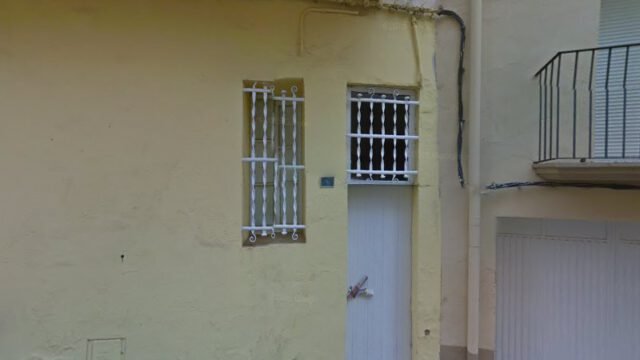 thumbnail-205.jpg