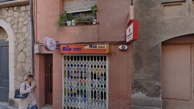 thumbnail-23.jpg
