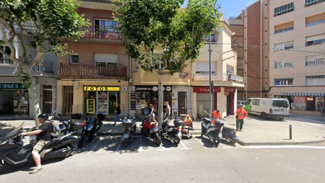 thumbnail-30.jpg