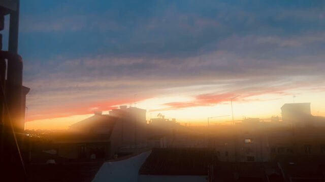 AF1QipN_MnsddVFWGMq-VUIY5TjoDcjzobn1SLRmFxQ8w800-h500-k-no-1.jpg