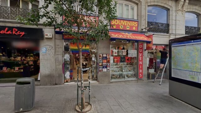 thumbnail-1053.jpg