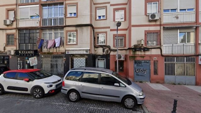 thumbnail-1203.jpg