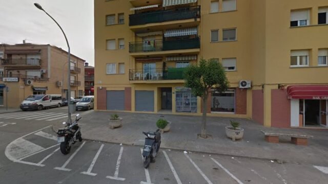 thumbnail-2057.jpg