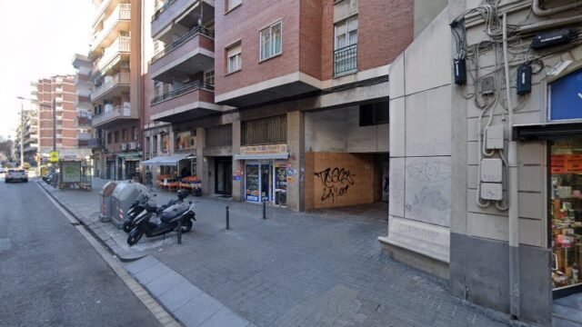 thumbnail-2104.jpg