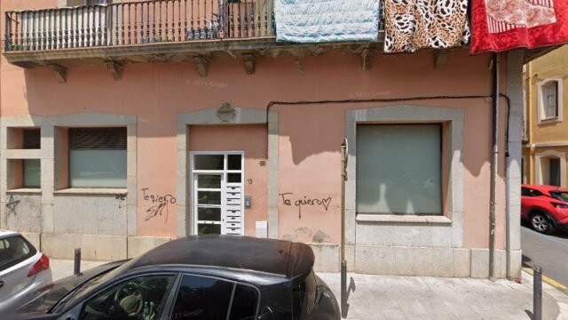 thumbnail-2143.jpg