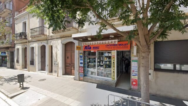 thumbnail-2159.jpg
