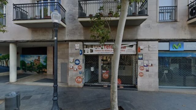 thumbnail-2166.jpg