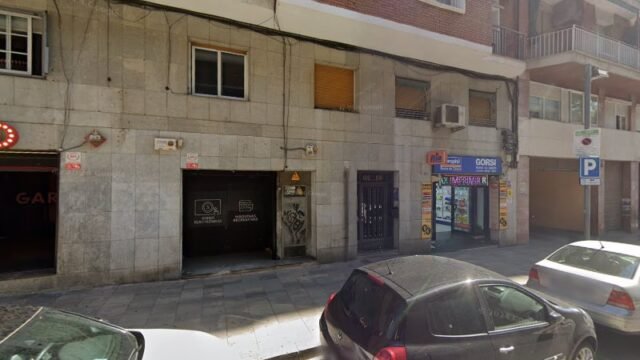 thumbnail-2167.jpg