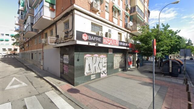thumbnail-2304.jpg