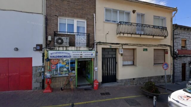 thumbnail-2347.jpg