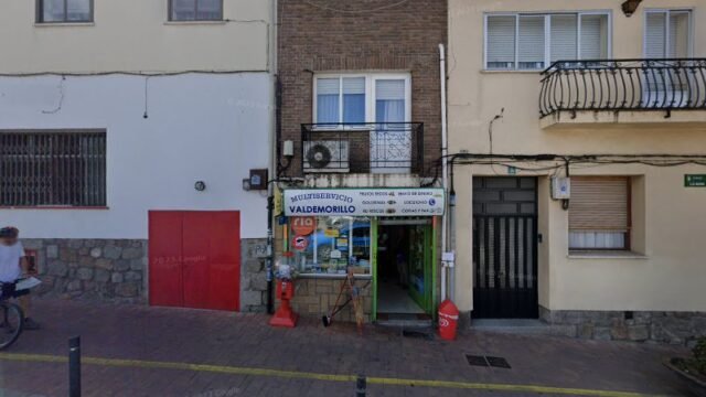 thumbnail-2357.jpg