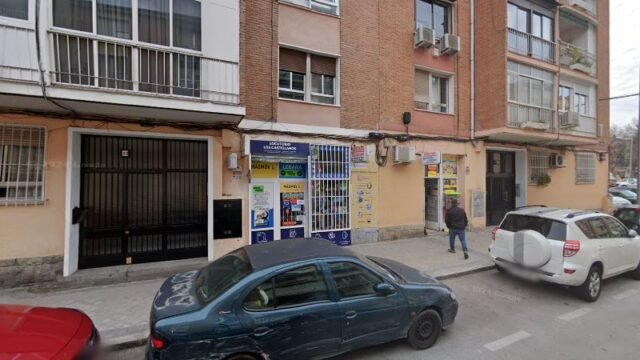 thumbnail-2364.jpg