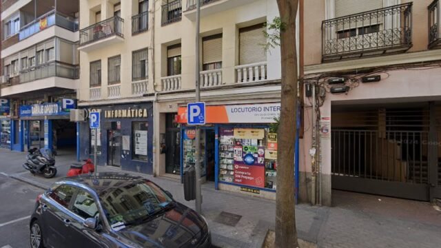 thumbnail-2411.jpg