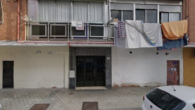 thumbnail-2442.jpg