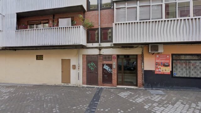 thumbnail-2460.jpg