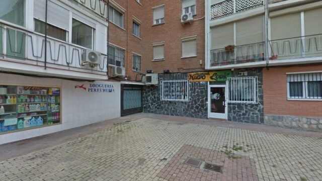 thumbnail-2472.jpg