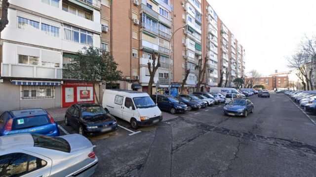 thumbnail-2477.jpg