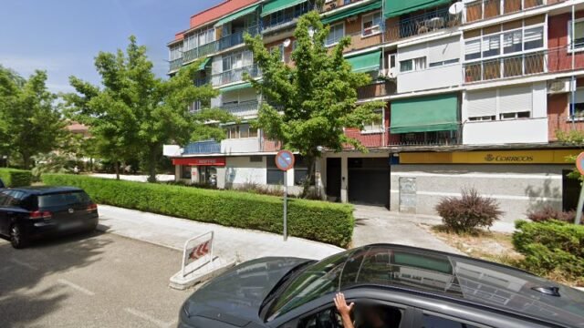 thumbnail-2481.jpg
