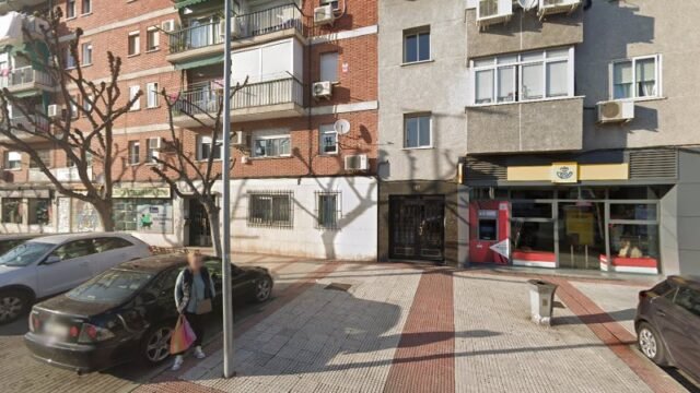 thumbnail-2522.jpg
