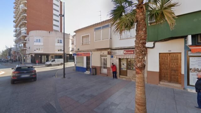 thumbnail-2527.jpg