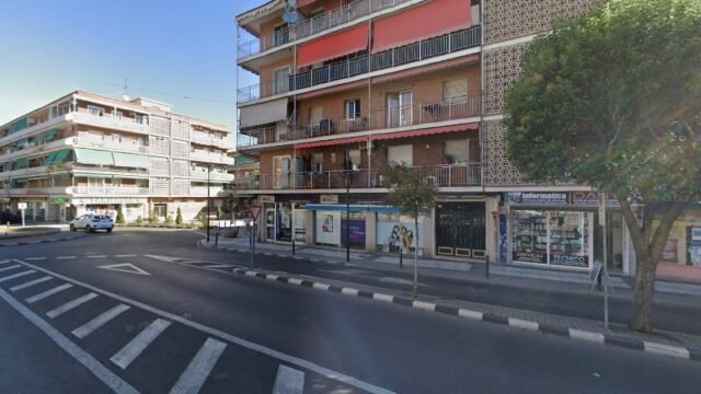 thumbnail-2586.jpg