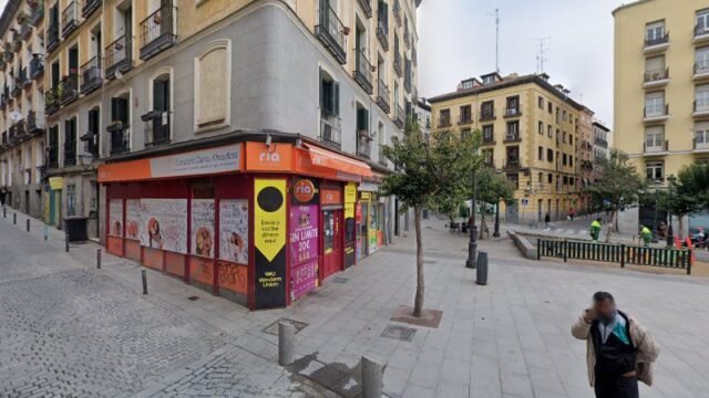 thumbnail-2653.jpg
