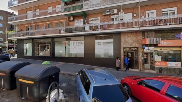thumbnail-2746.jpg