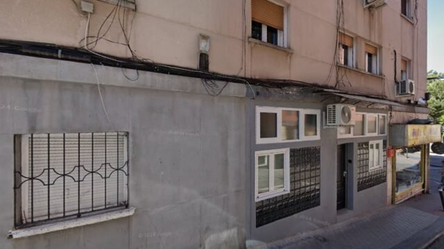 thumbnail-2807.jpg