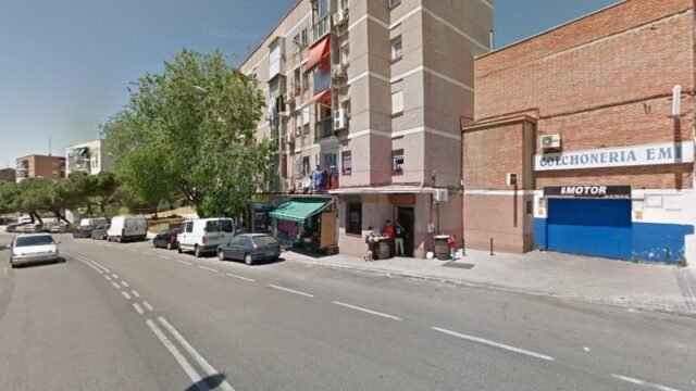 thumbnail-2825.jpg