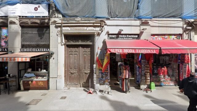 thumbnail-2879.jpg