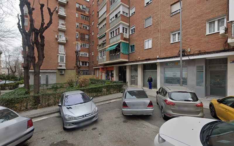 thumbnail-2899.jpg