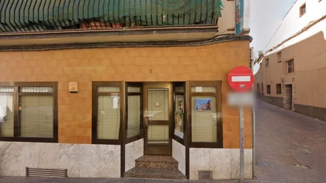 thumbnail-3118.jpg