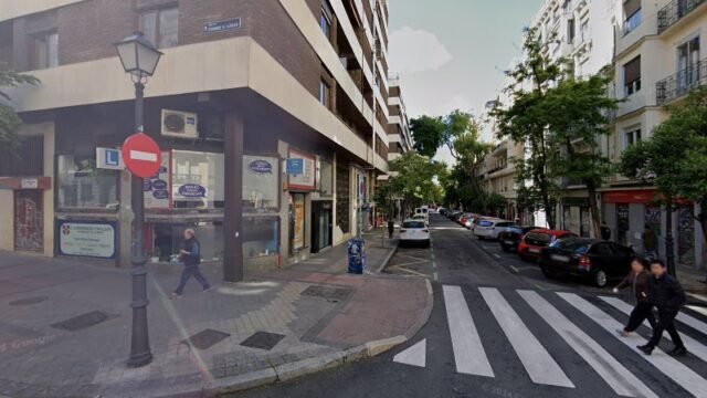 thumbnail-3946.jpg