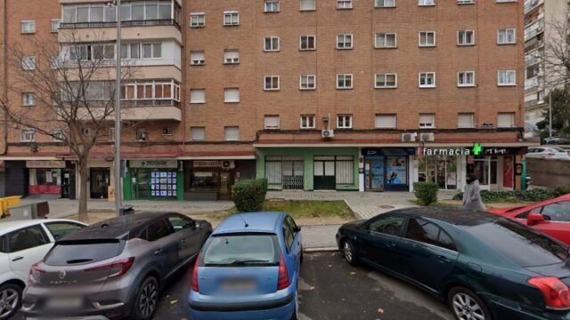 thumbnail-4067.jpg