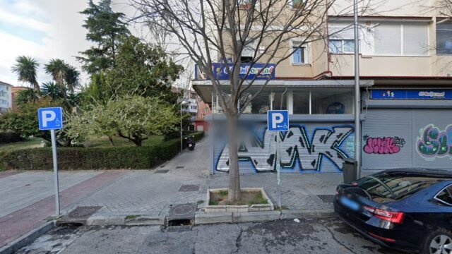 thumbnail-4349.jpg