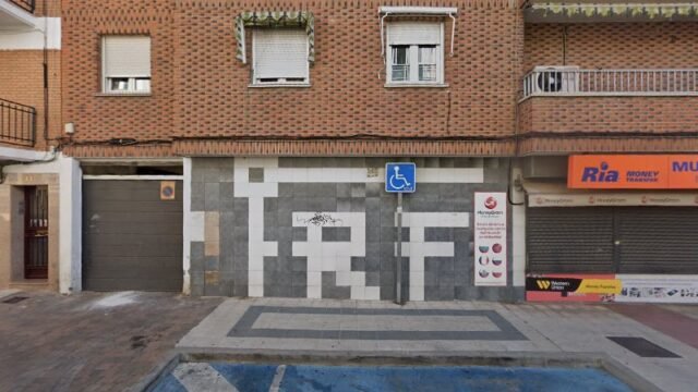 thumbnail-4372.jpg