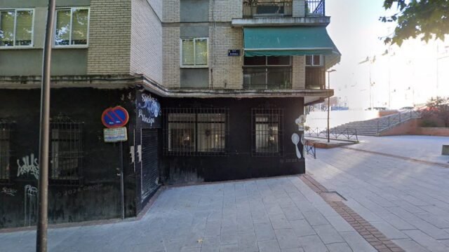thumbnail-4403.jpg
