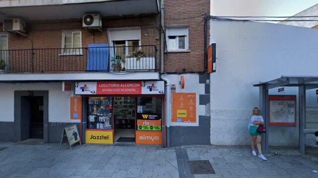 thumbnail-4409.jpg