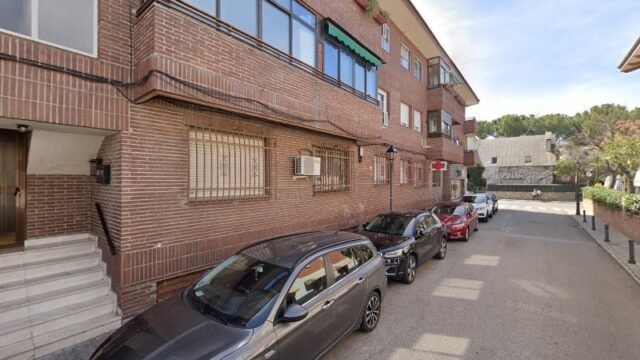 thumbnail-4446.jpg