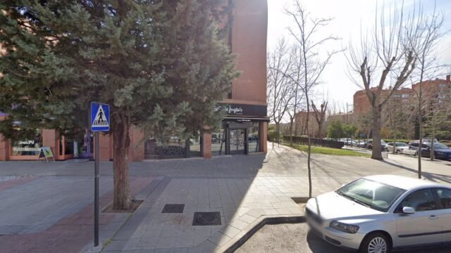 thumbnail-4456.jpg