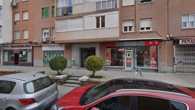 thumbnail-4521.jpg