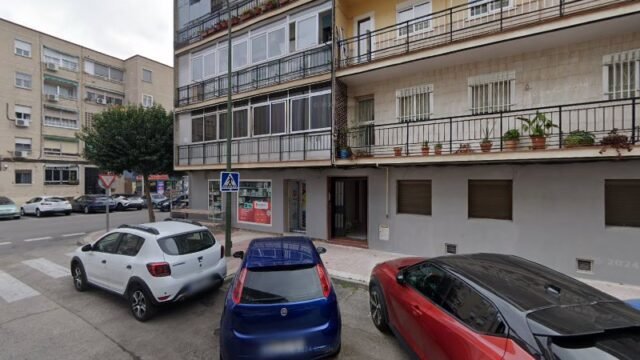 thumbnail-4556.jpg