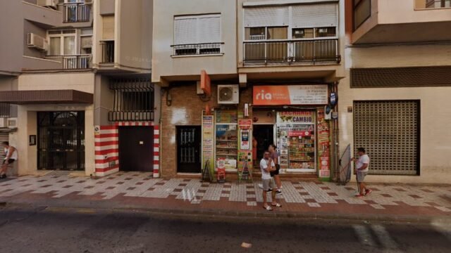 thumbnail-4572.jpg