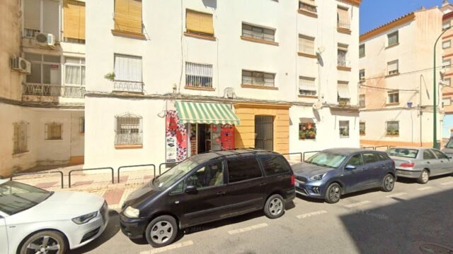 thumbnail-4576.jpg