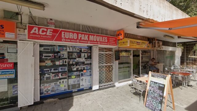 thumbnail-4894.jpg
