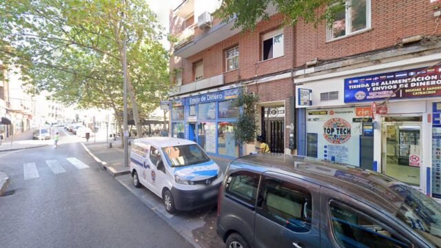 thumbnail-5211.jpg