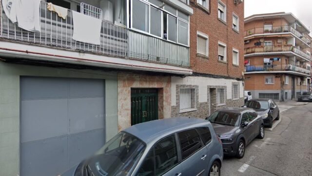 thumbnail-5212.jpg