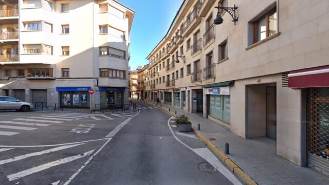 thumbnail-5376.jpg