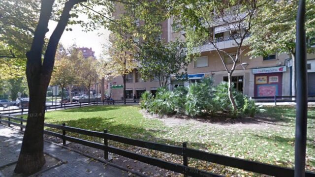 thumbnail-5467.jpg