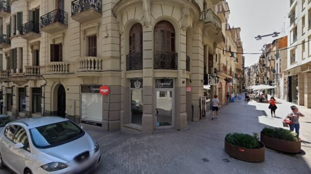 thumbnail-5846.jpg